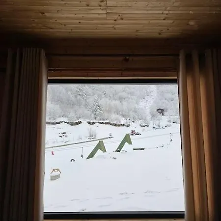 Ski-pista Bigell Dardhe Dağ evi